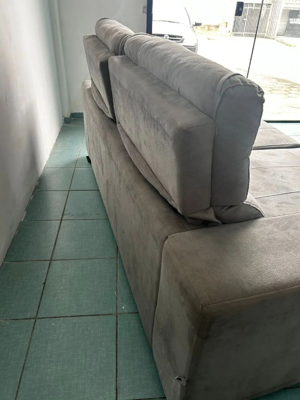 Sofá em Suede retrátil e reclinável entrego  - Foto 4