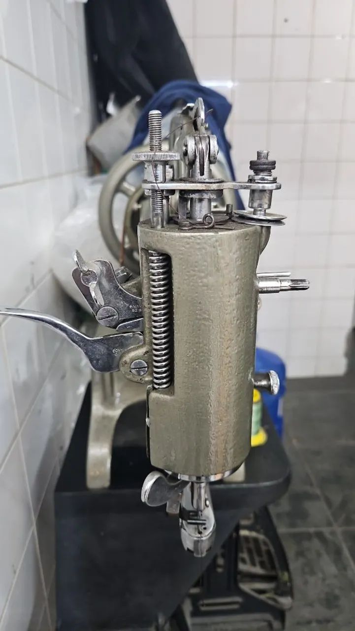 Maquina pra sapateiro  - Foto 4