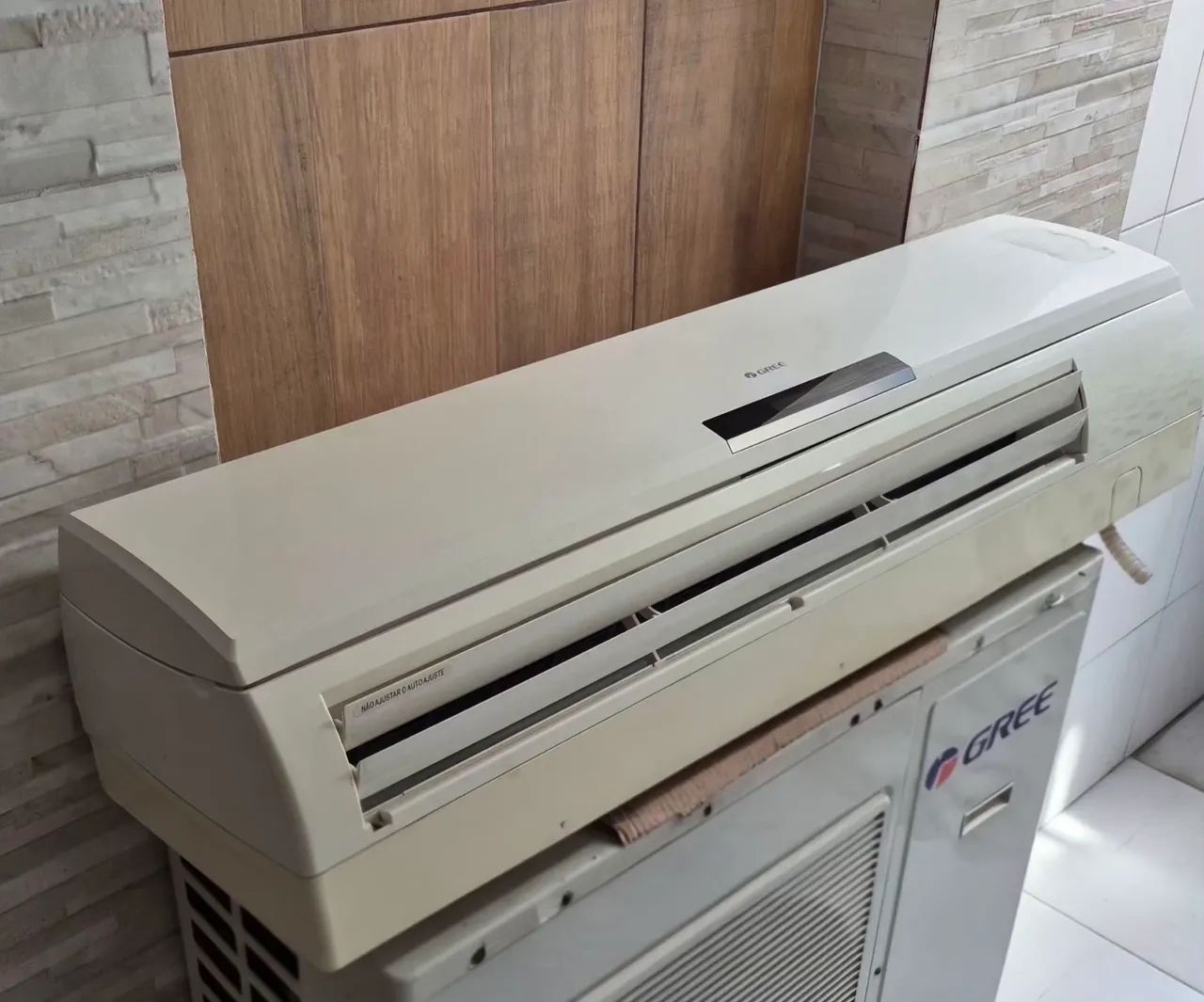 Ar Condicionado 28.000 Btus Gree Split 220V