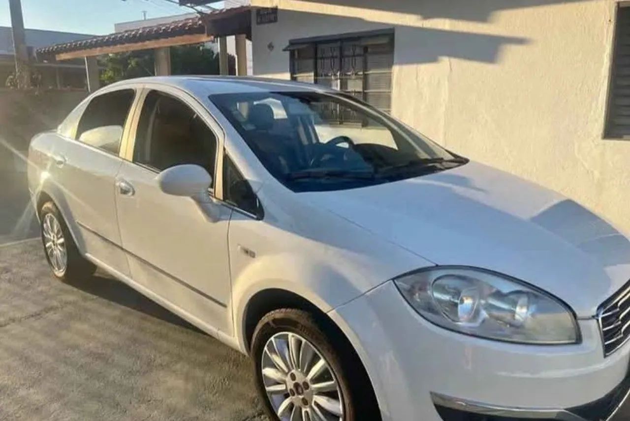 Fiat Linea Absolute 1.9/1.8 Flex Dualogic 4P 2016