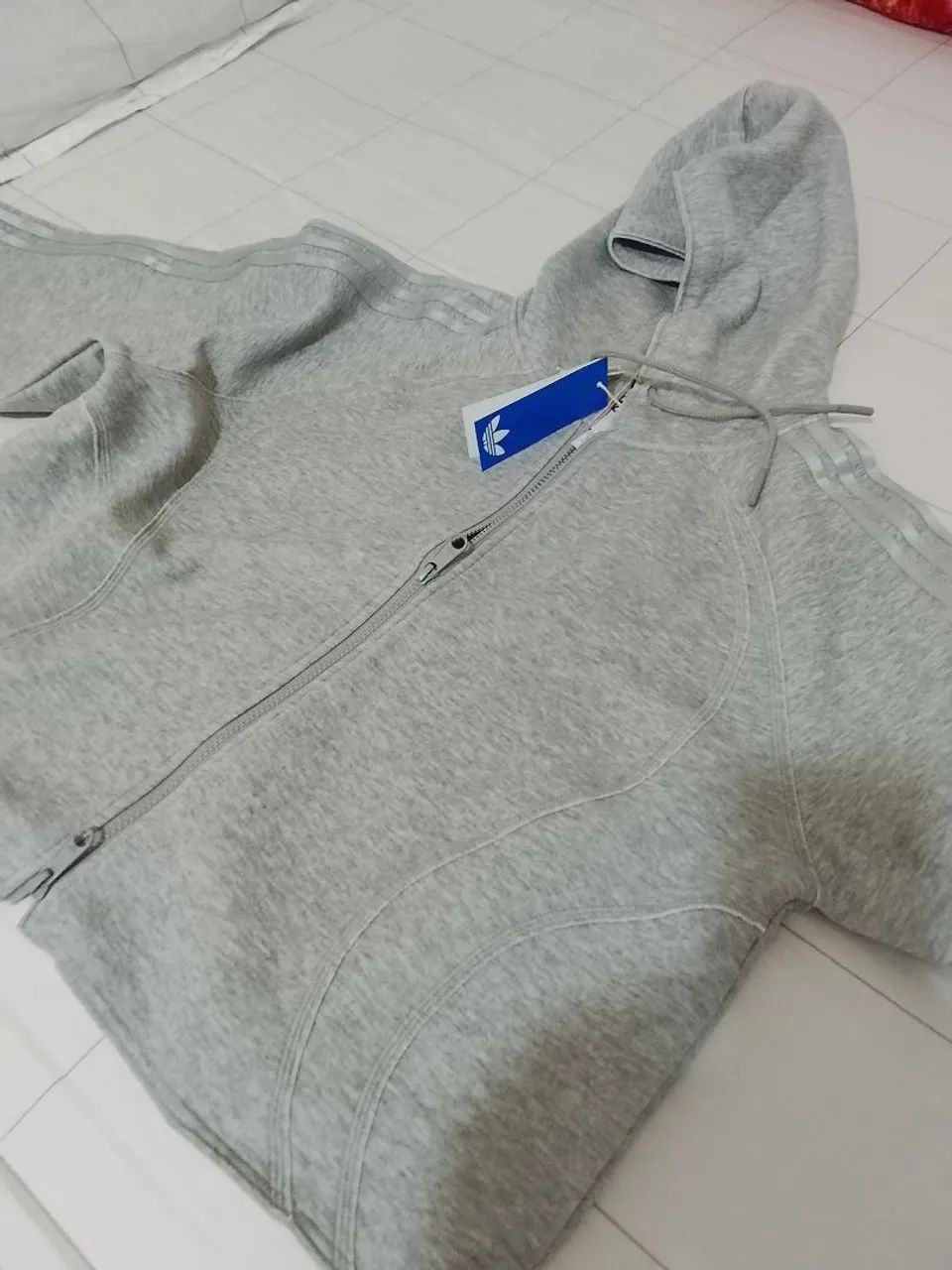 Blusa Adidas capuz teamgeist zíper código KC6421 - Foto 2