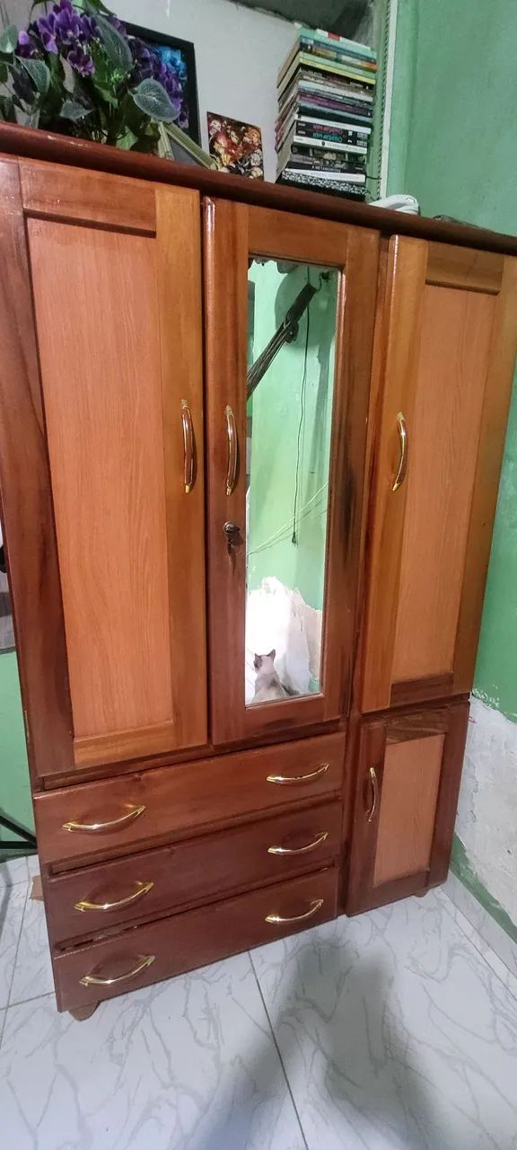 Guarda roupa de madeira  - Foto 2