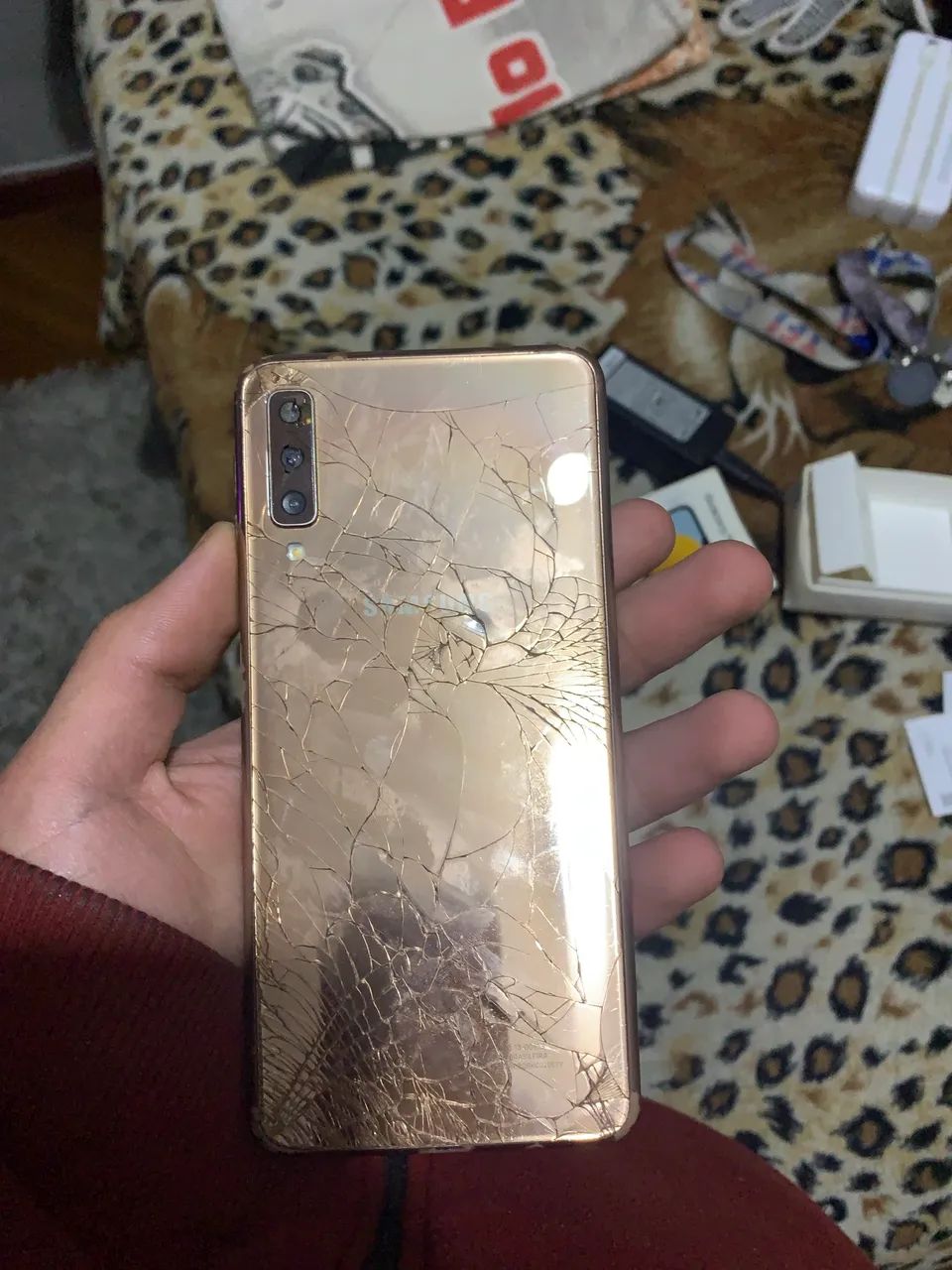 Celular para retirada de peças 