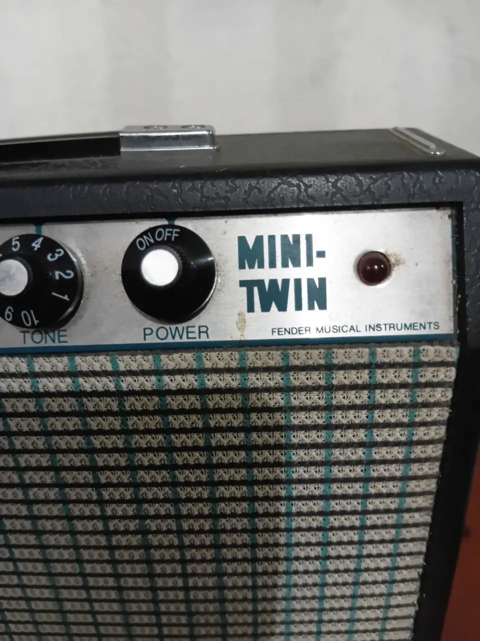 Amplificador fender mini twin - Foto 5