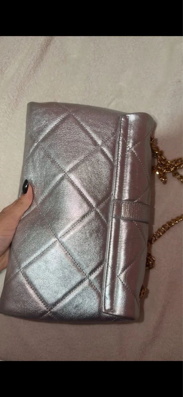 Bolsa Tiracolo Prateada Arezzo - Foto 3