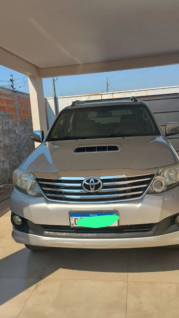 Toyota Hilux Hilux SW4 SRV D4-D 4x4 3.0 TDI Dies. Aut 2012