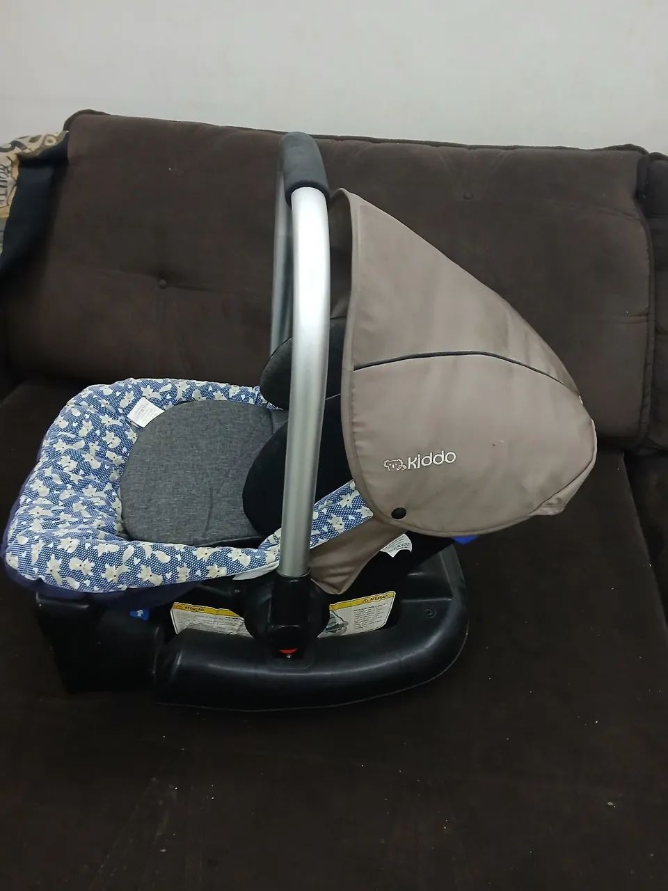 Carrinho e bebe conforto Kiddo