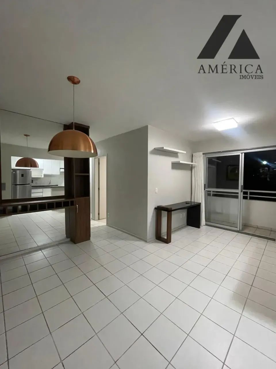 Alugo apto com 3 quartos, sendo uma suíte - Piazza das mangueiras - Foto 2