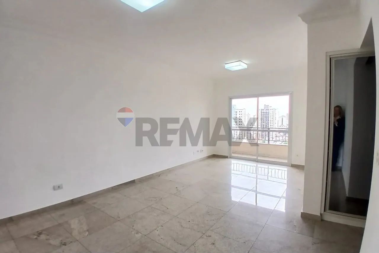 Exclusividade e Lazer Completo no Centro: Apartamento com 3 Dorms (1 Suíte) e 3 Vagas no E - Foto 3