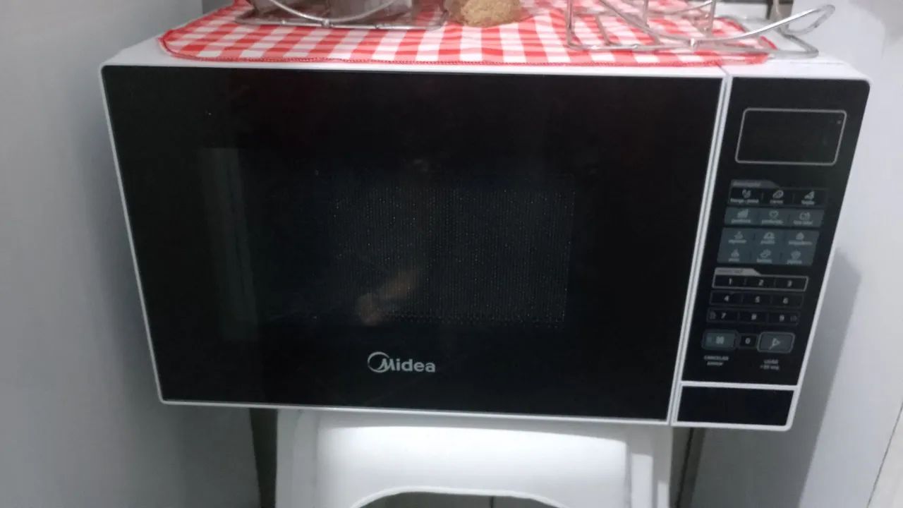 Um microondas 