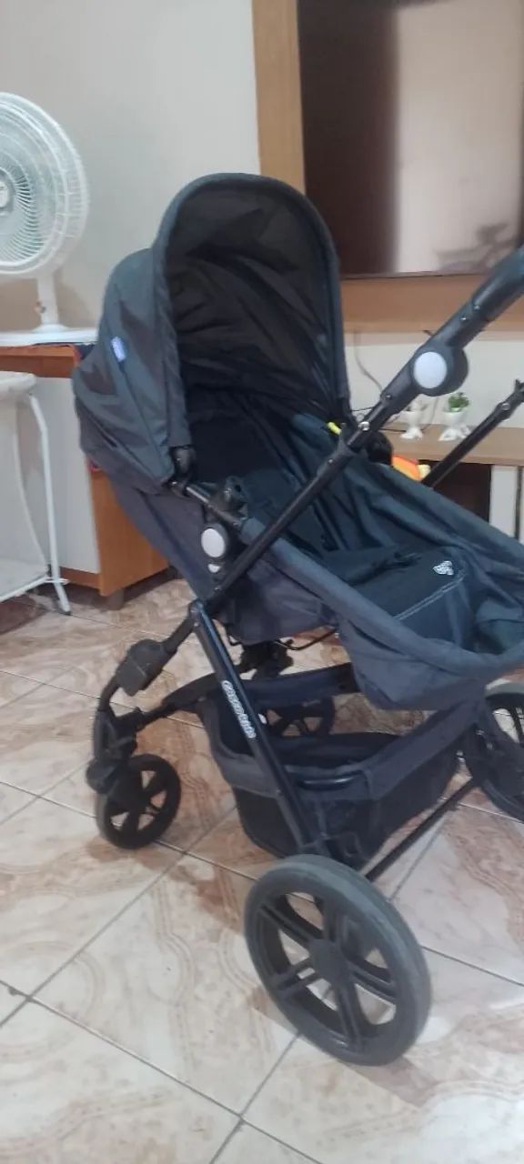 Vendo carrinho de bebê . - Foto 4
