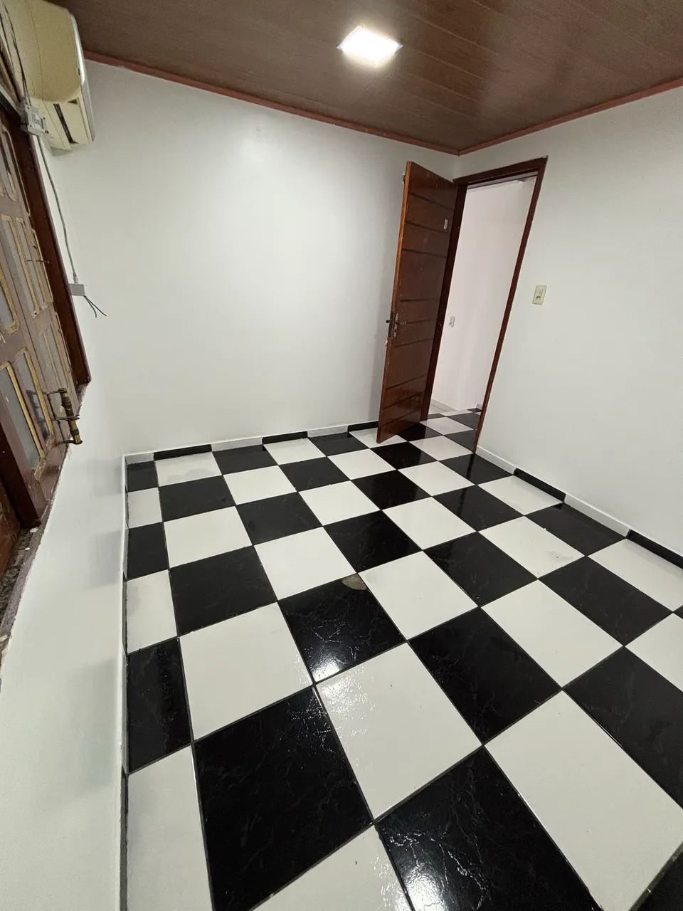 Vendo ou troco casa no Jorge Teixeira  - Foto 5