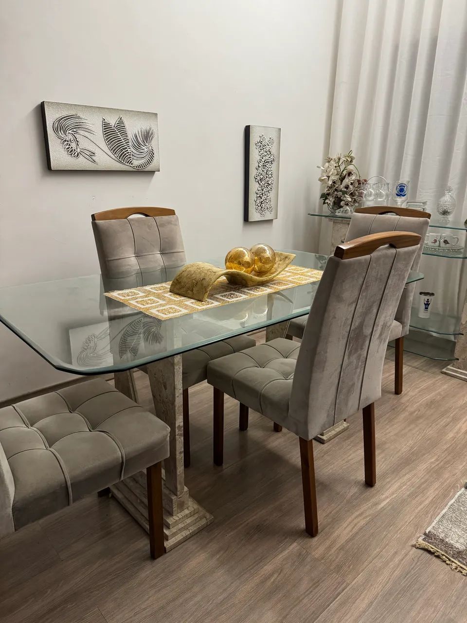 Mesa de jantar 4 cadeiras com aparador  - Foto 3