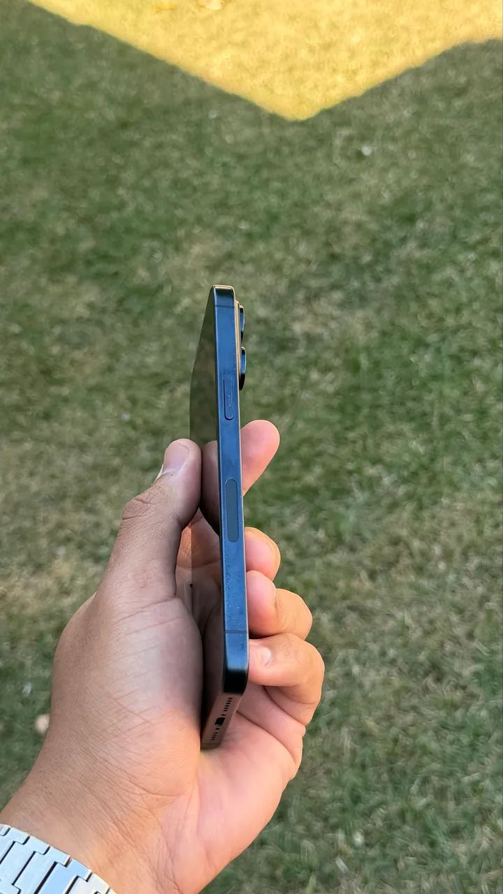 iPhone 15 pro Max - Foto 2