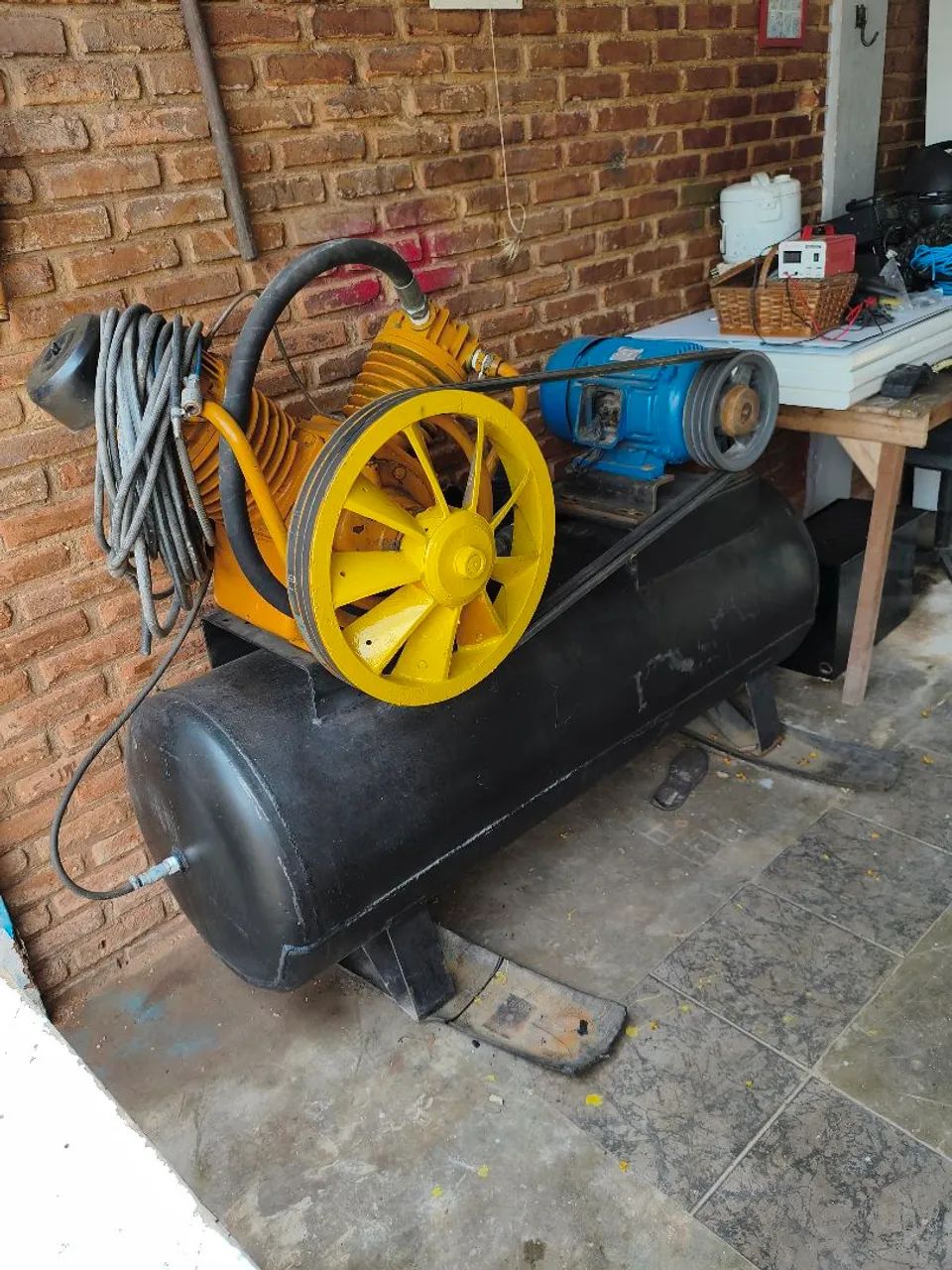 Compressor Schulz 60 Pés / 15 CV / Tanque ~425L - Foto 2