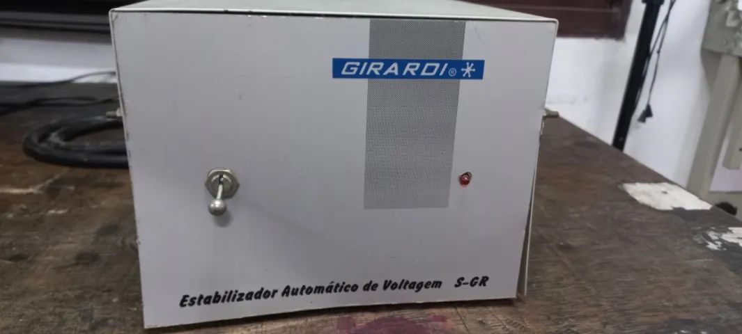 estabilizador de voltagem