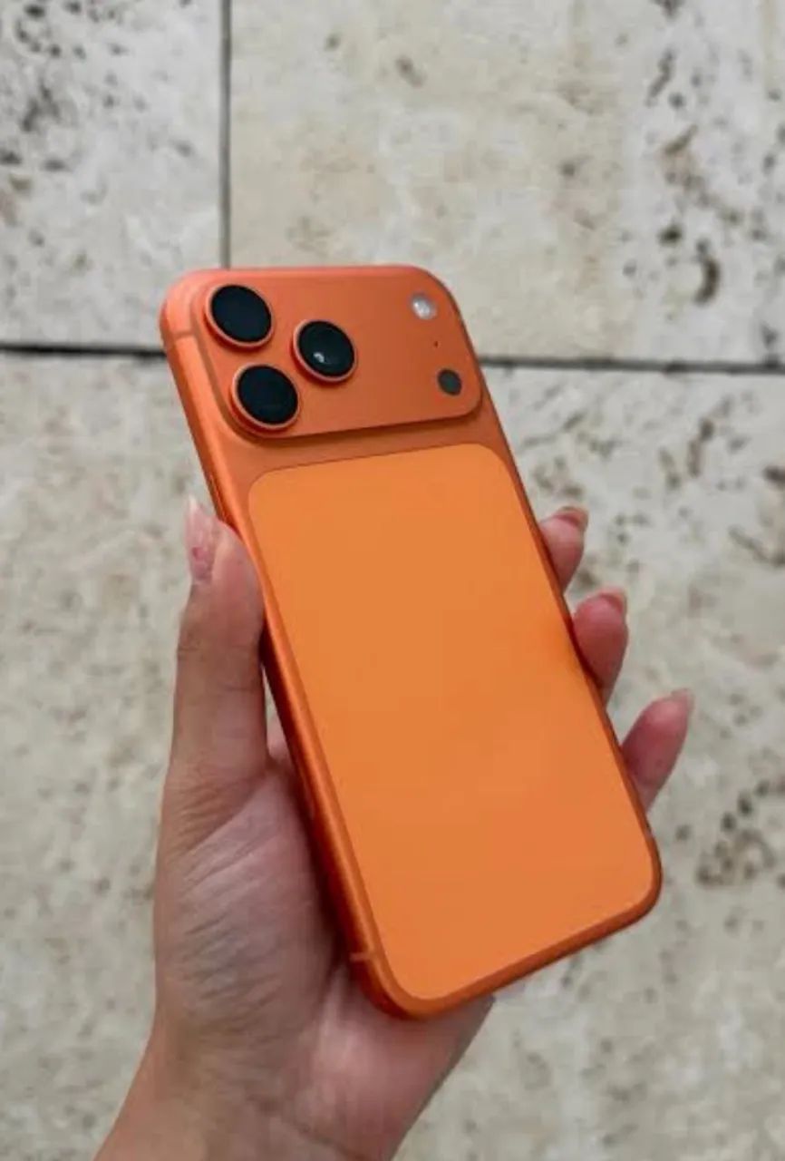 Vendo iPhone 17pro max laranja 