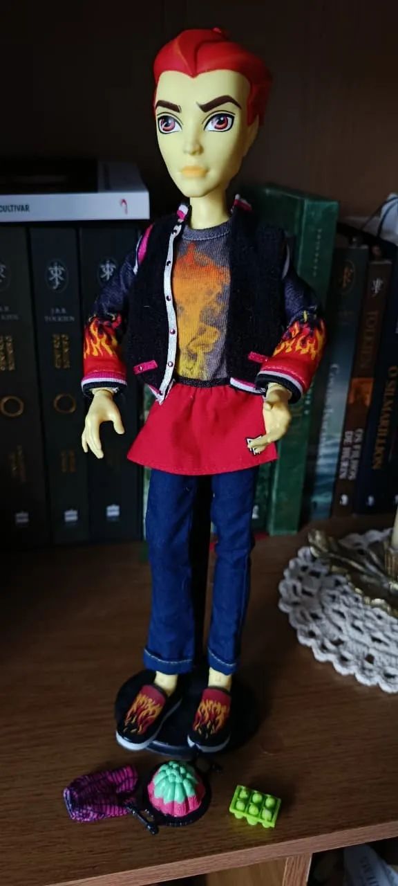 Boneco Monster High Heath Burns  - Foto 5