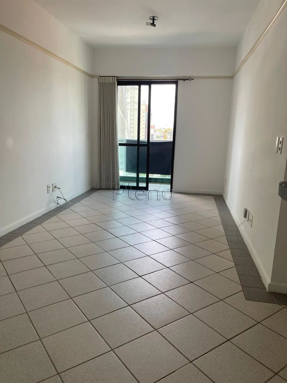 Apartamento à venda com 1 dormitório no Cambuí, Campinas - Foto 2
