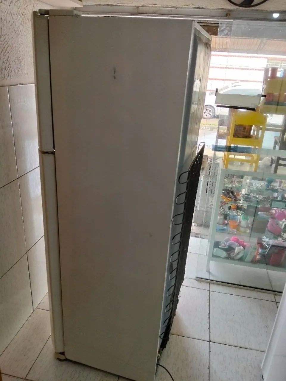 Geladeira  com garantia e entrega grátis  - Foto 4