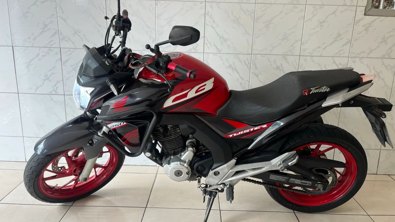 CB Twister 2019