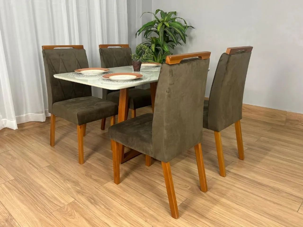Mesa de Jantar 120x80 com 4 Lugares Veludo Marrom  - Foto 2