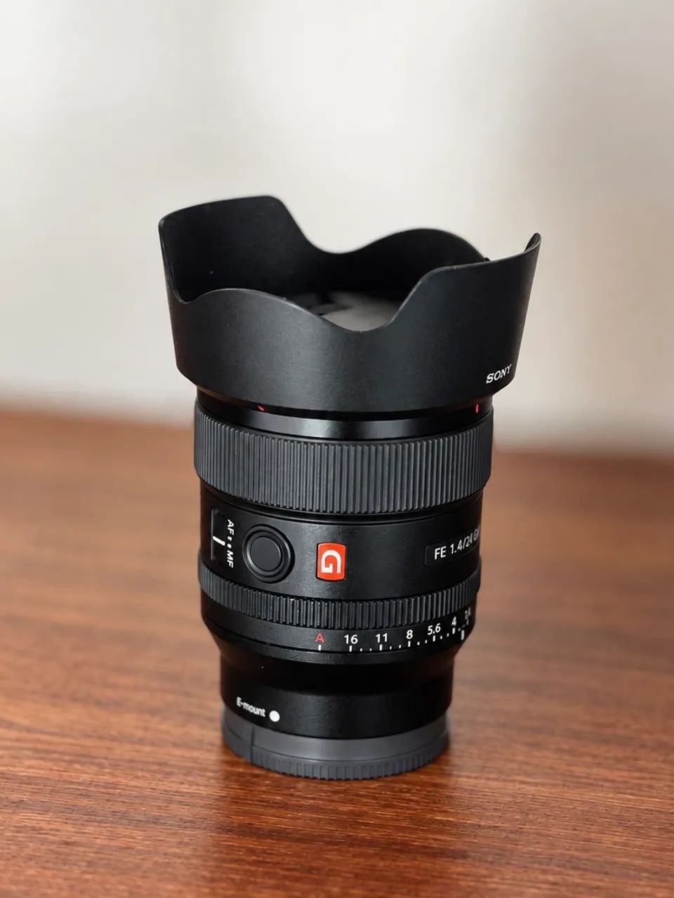 Lente Sony 24mm 1.4 GM (praticamente nova)