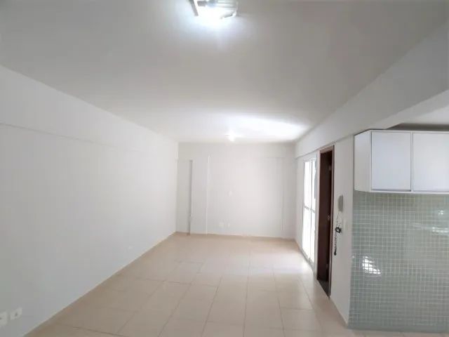 Kitnet com ótima localização na zona 07, próximo a UEM. - Foto 2