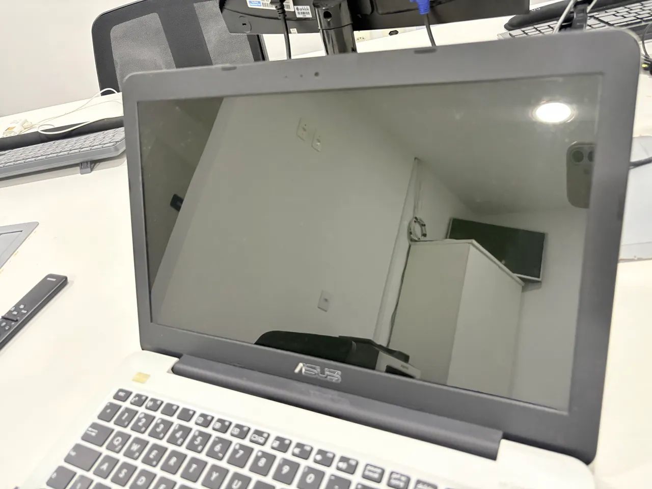 Notebook ASUS  - Foto 2