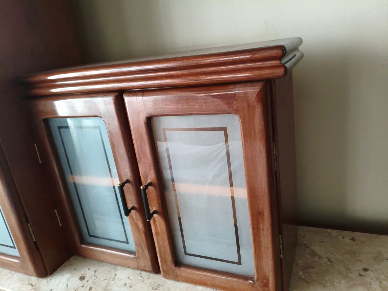 ARMÁRIO CRISTALEIRA MOGNO  4 PORTAS  - Foto 4