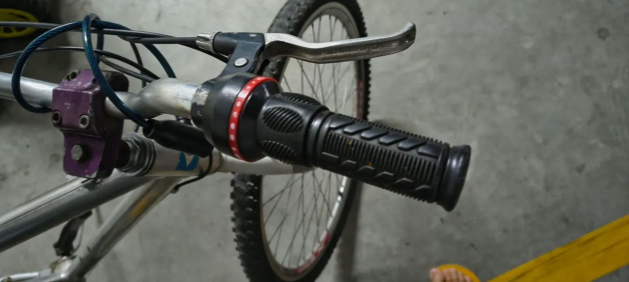 Bicicleta aro 26 alumínio  - Foto 3