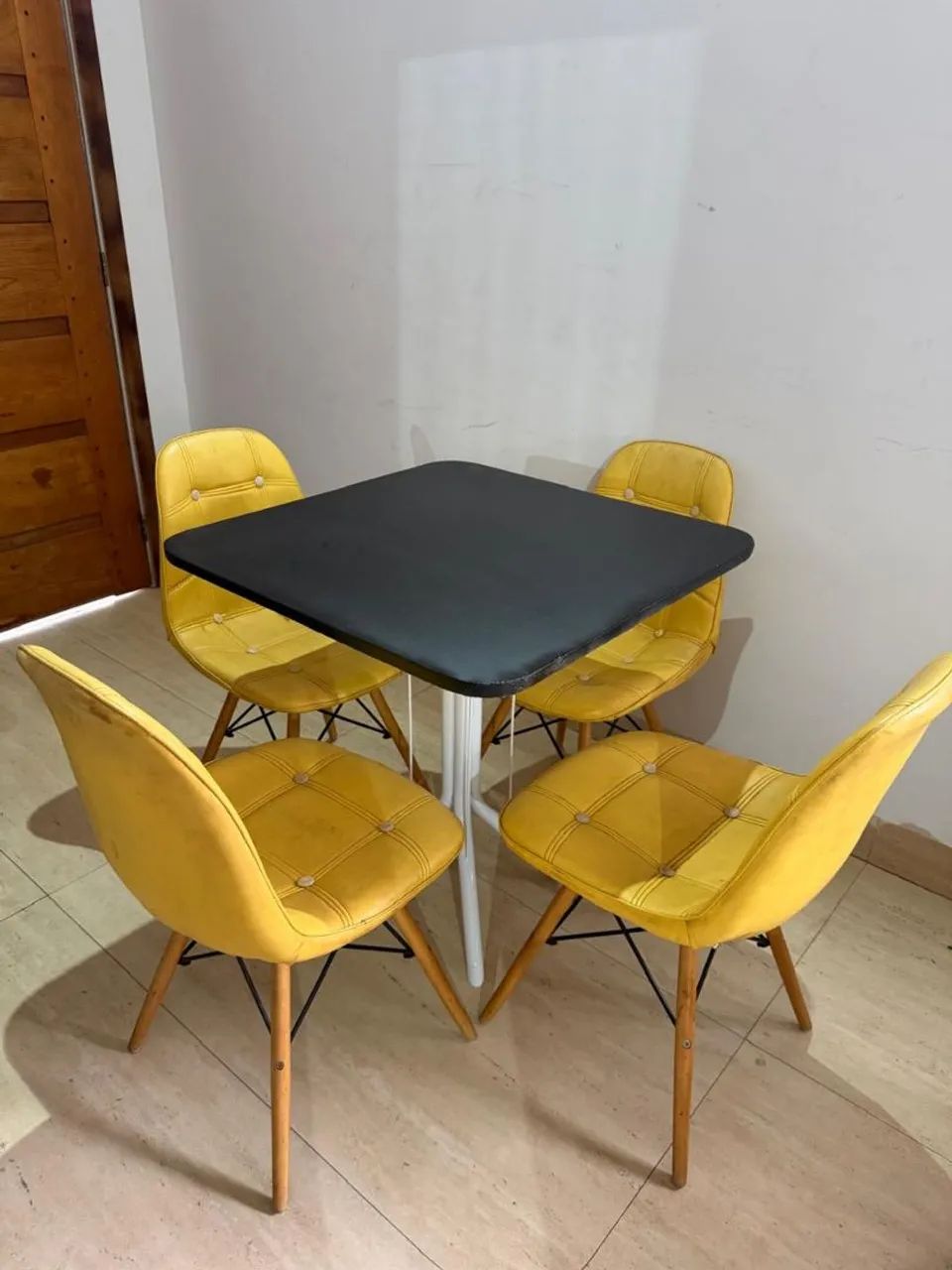MESA JANTAR + CADEIRAS EIFFEL ESMES - FAÇO ENTREGA. - Foto 2