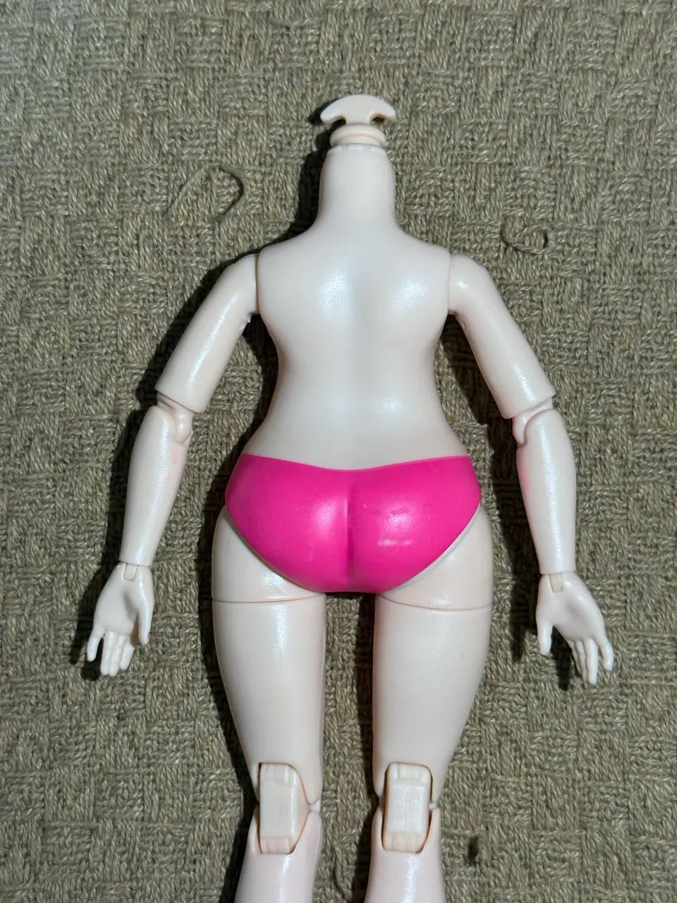 Rainbow High Body Brinquedo Boneca Peças - Foto 5