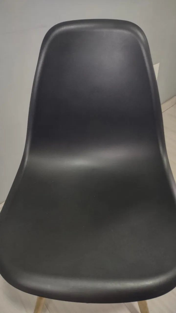 Cadeiras Eames Wood Base de Madeira e Assento Preto (Kit com 3) - Foto 5