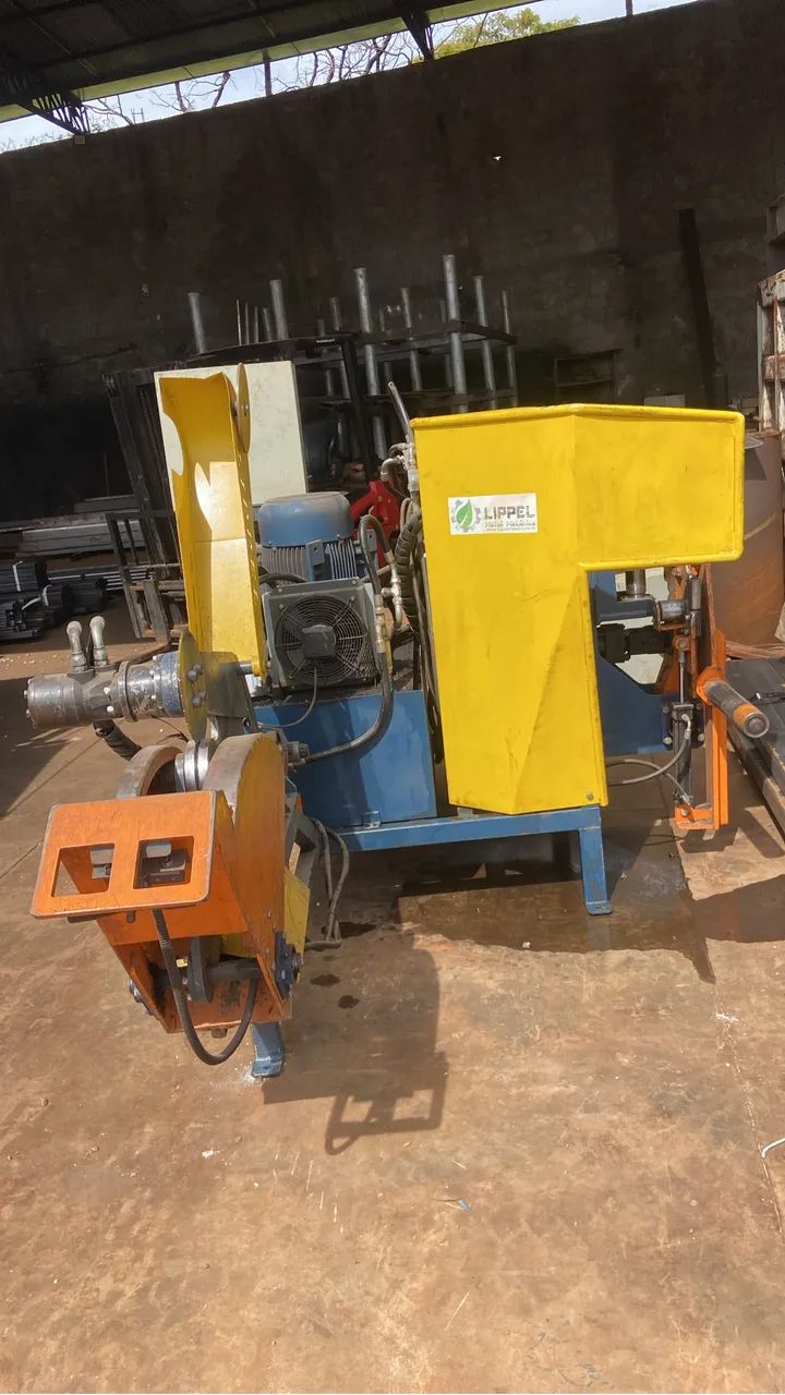 Máquina de destalonar e cortar pneus  - Foto 4
