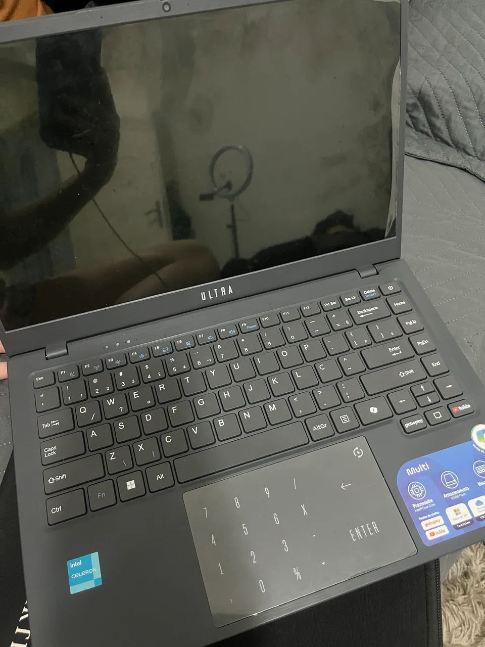 Notebook Ultra Intel Celeron - Pouquíssimo uso!