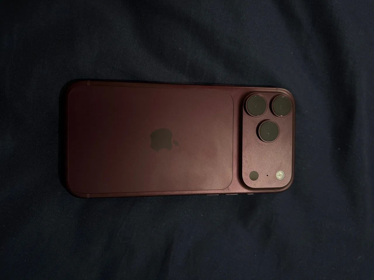 iPhone 18 pro max bordô 256 gb