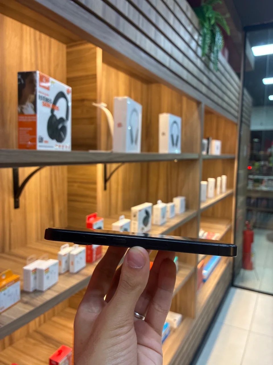 iPhone 15 Pro - 256GB - 100% Original - Foto 4