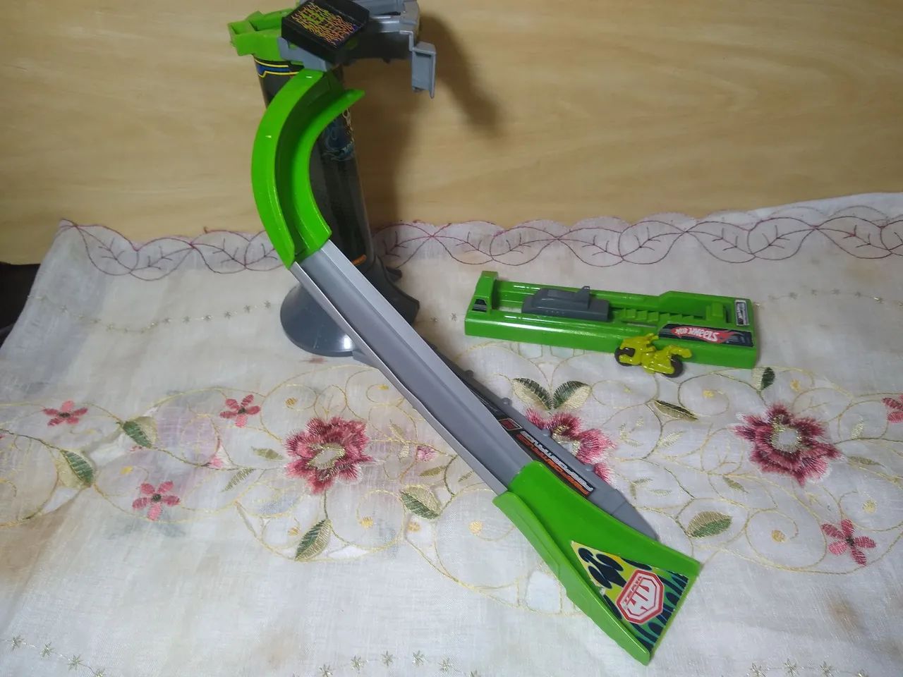Hot Wheels  magnetics - Foto 2