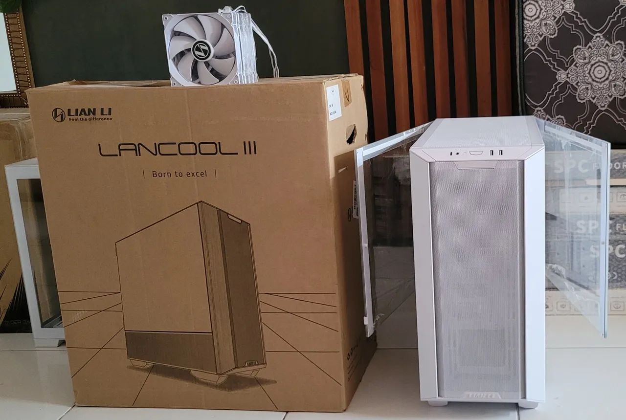 Gabinete Lian Li Lancool III Branco