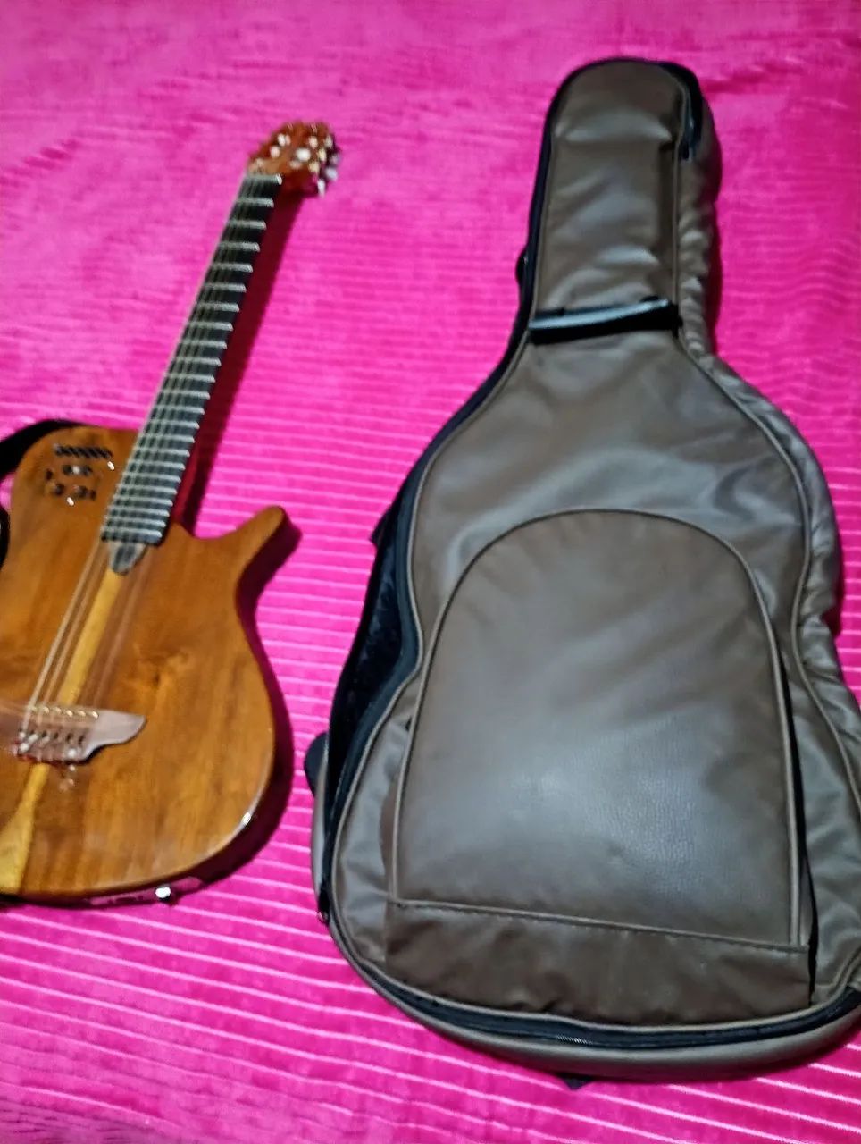 Vendo violão caimbé 