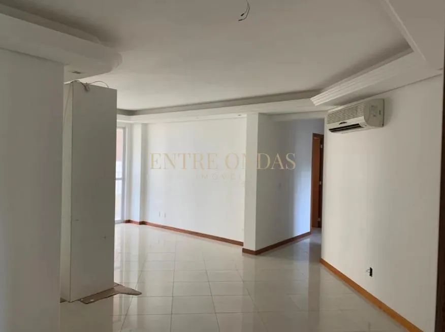 Apartamento com 4 quartos no bairro Agronômica, Florianópolis. - Foto 2