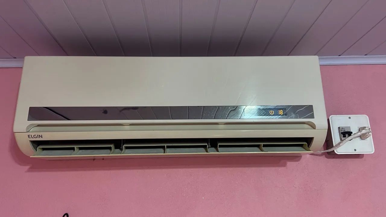 AR CONDICIONADO SPLIT