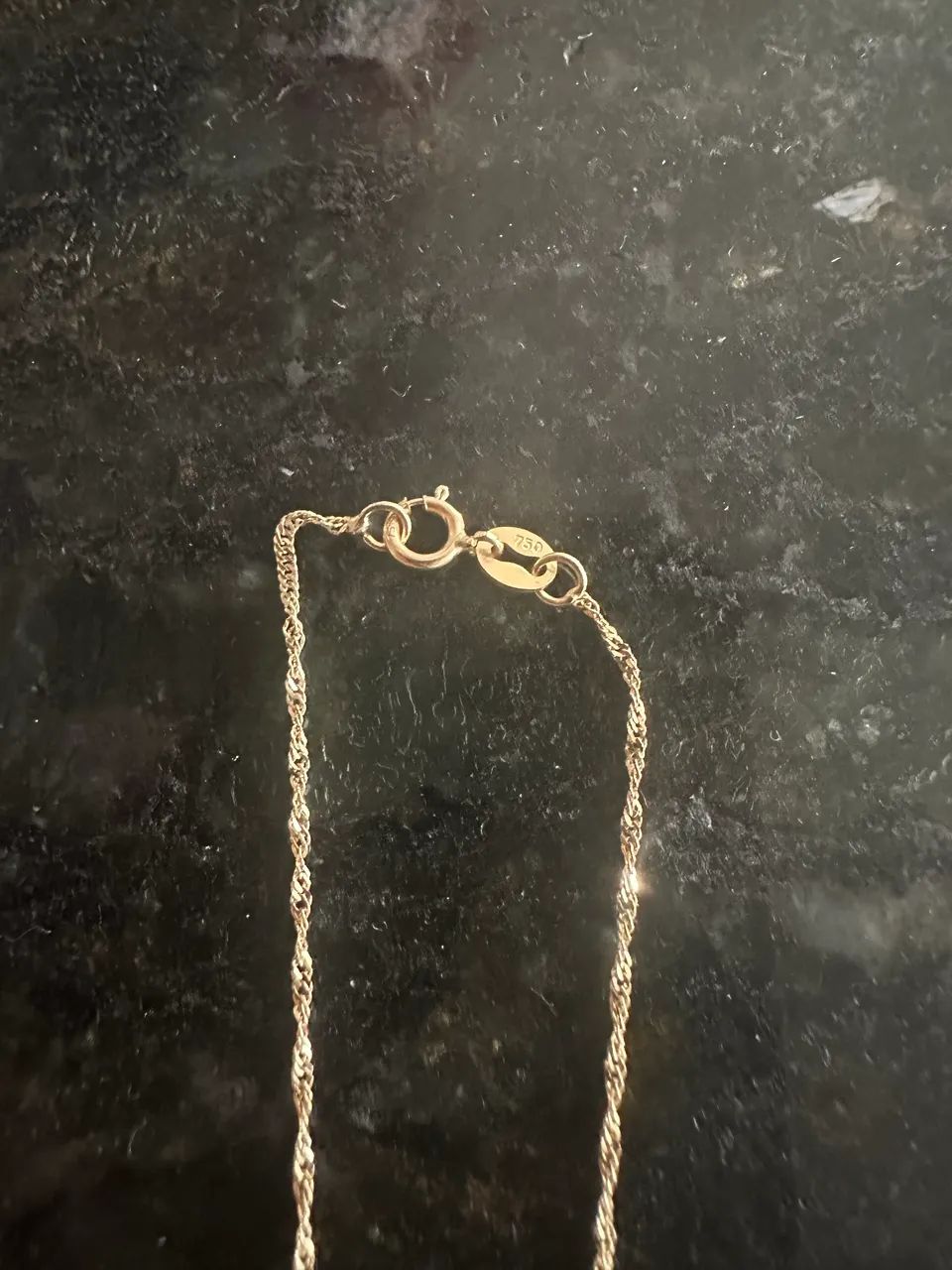 Corrente e pingente em ouro 750. - Foto 2