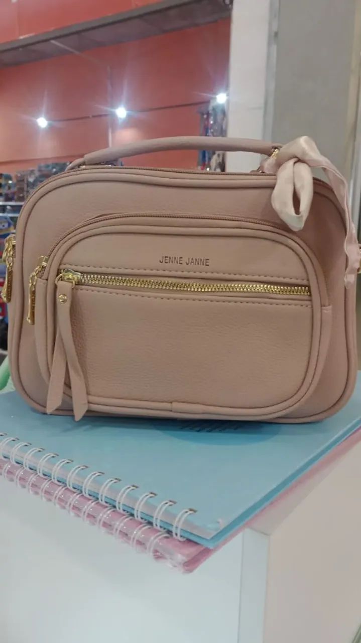 Bolsa social feminina 