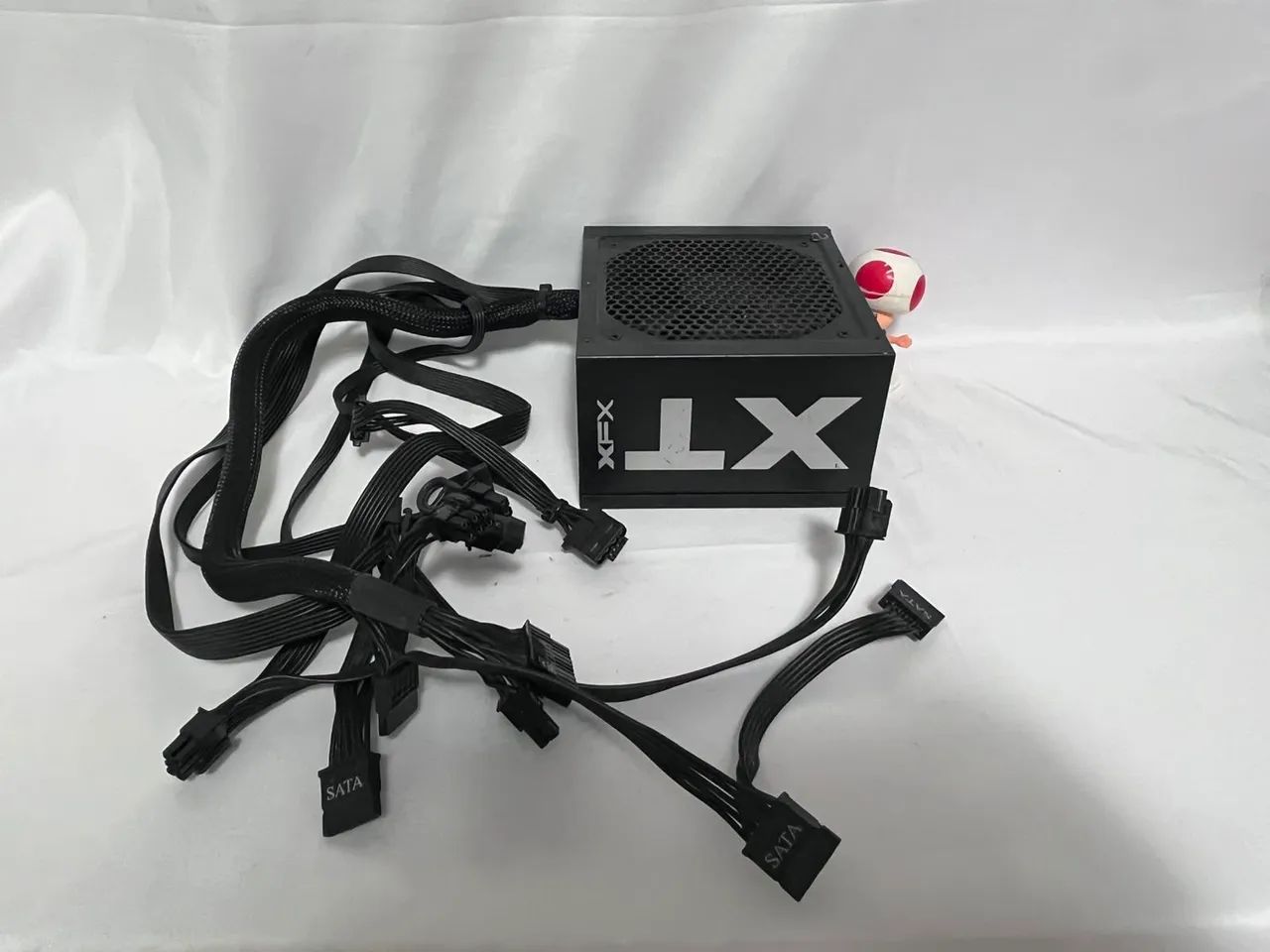 FONTE XFX DE 600 WATTS  - Foto 2