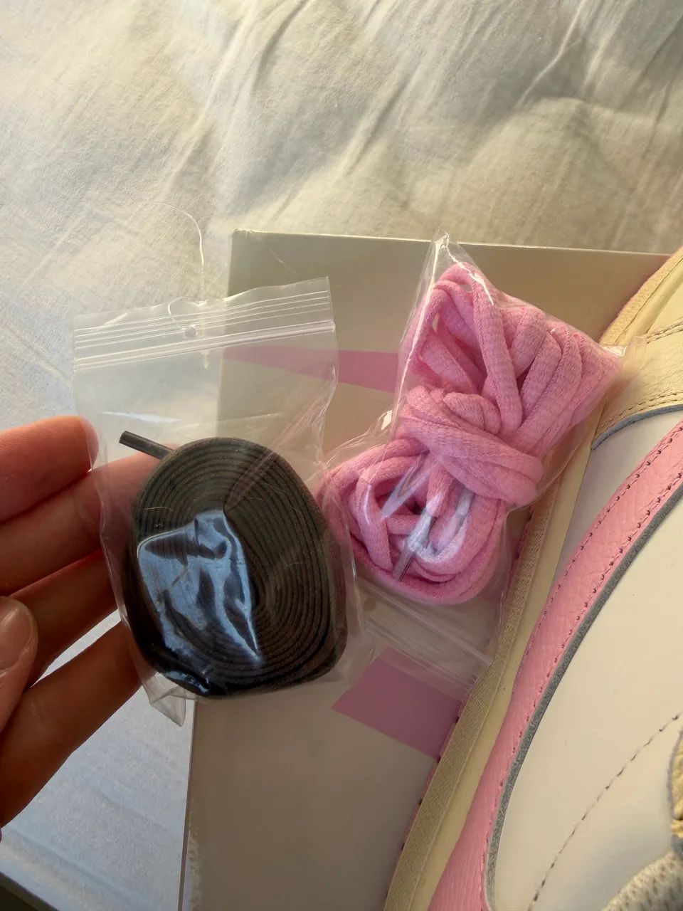 Tenis jordan travis scott shy pink - Foto 4