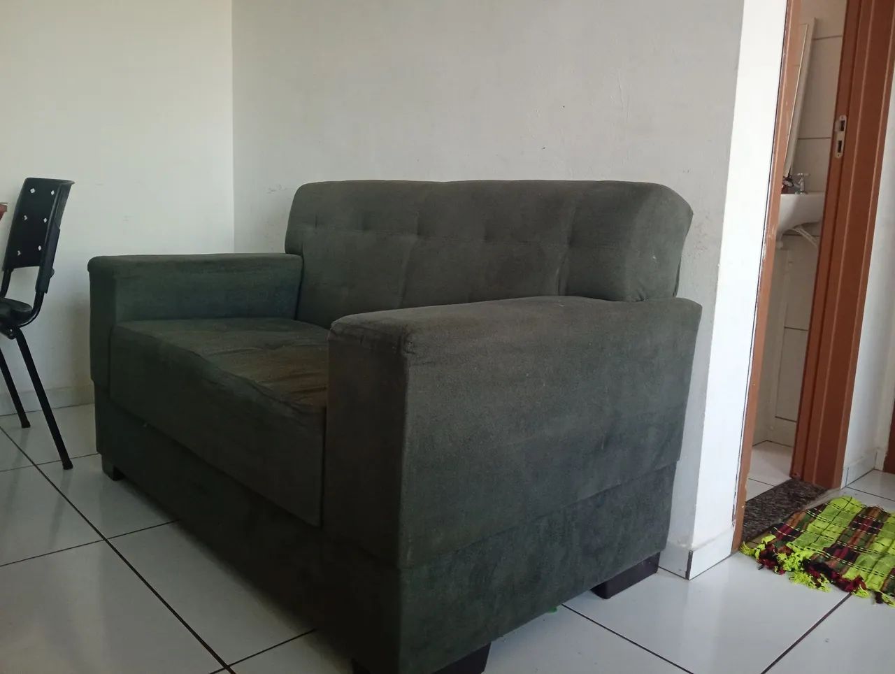 SOFÁ (SEMI-NOVO)