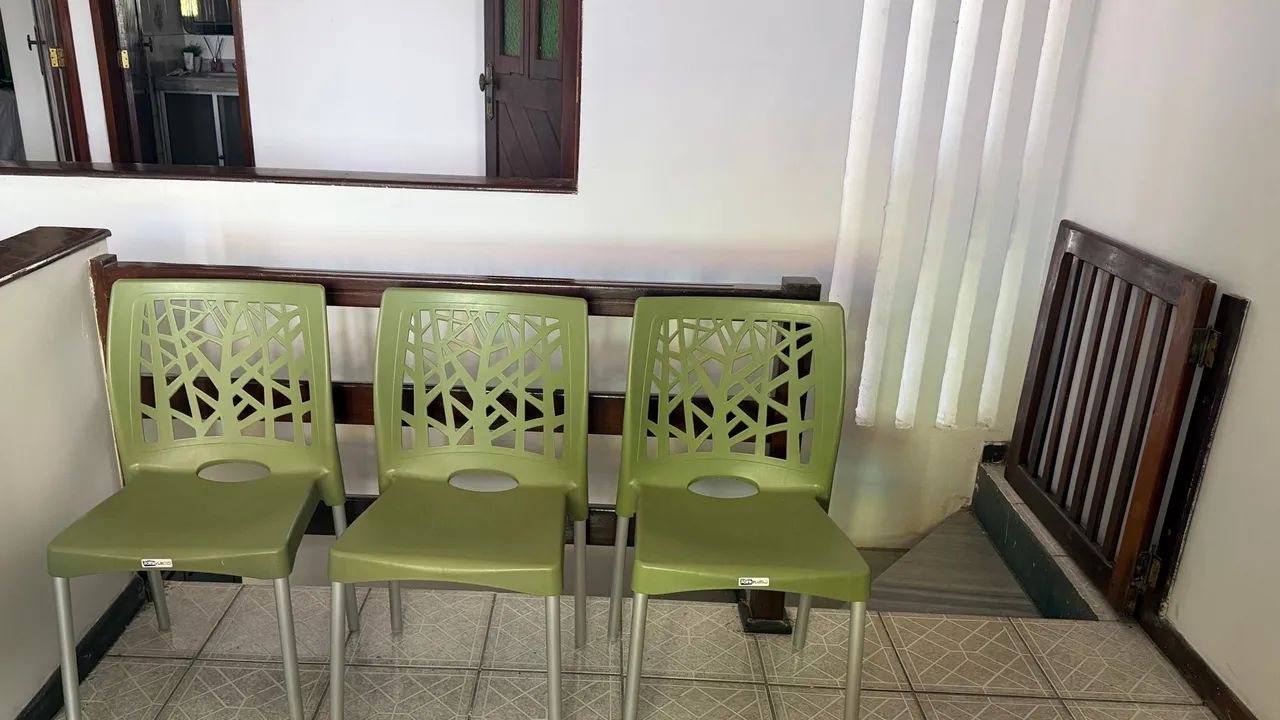 Vende 3 cadeiras  - Foto 2