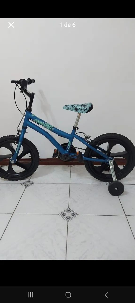 Bicicleta infantil menino